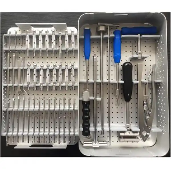Instrument set for intramedullary nail remove